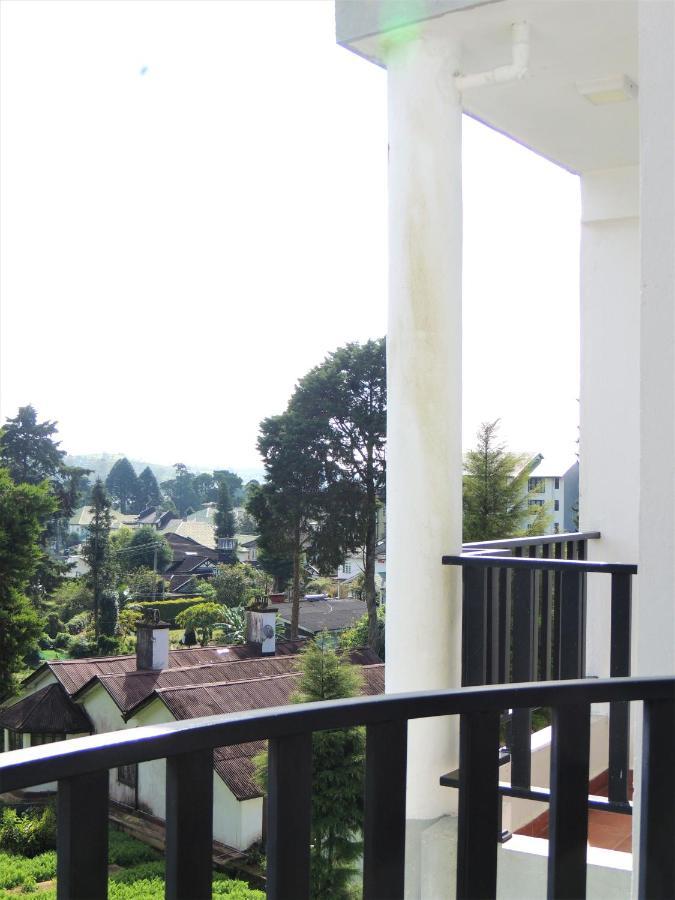 Appartement The Teak By Lakbima à Nuwara Eliya Extérieur photo